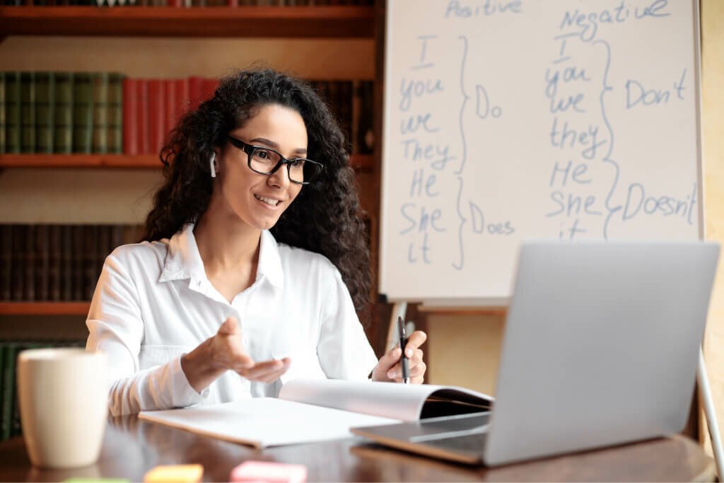 lady sitting at table using computer for video ca 2021 09 01 15 30 55 utc.jpg